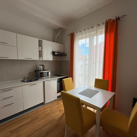 Apartment Dora Cetinje Esterno foto