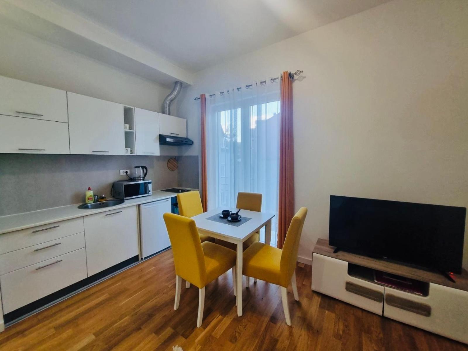 Apartment Dora Cetinje Esterno foto